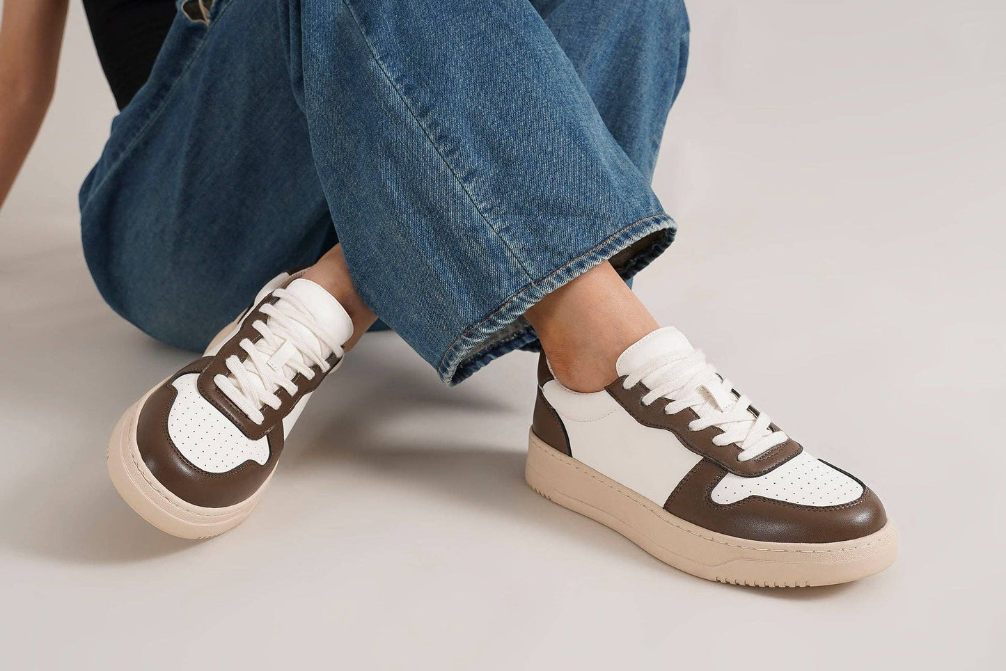 color block low platform sneaker