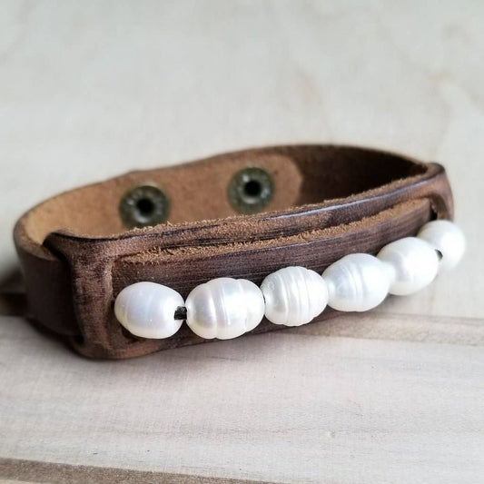 Dusty Leather with Genuine Freshwater Pearls Bracelet