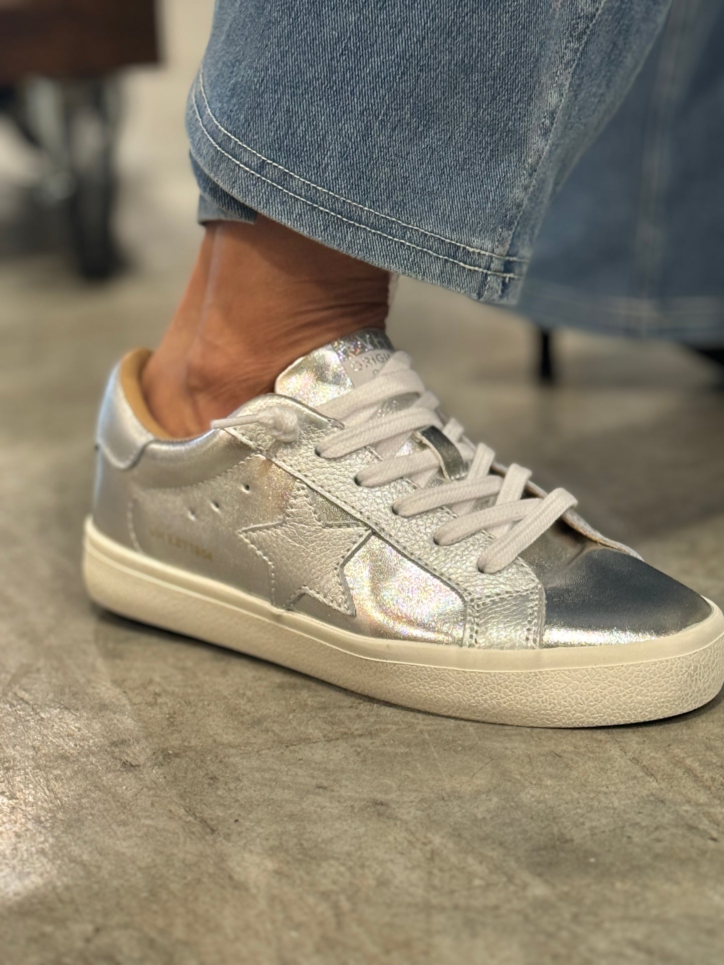 Vintage Havana White Star Metallic Sneaker