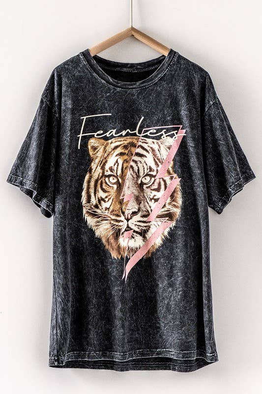 Betty Oversized Fearless Graphic Tee