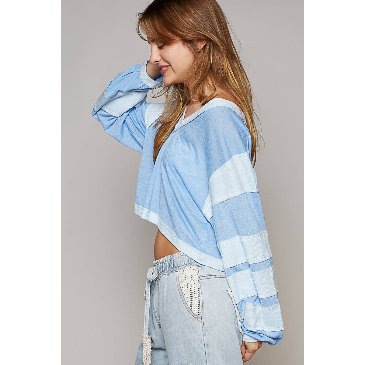 Oversize v-neck long sleeve top