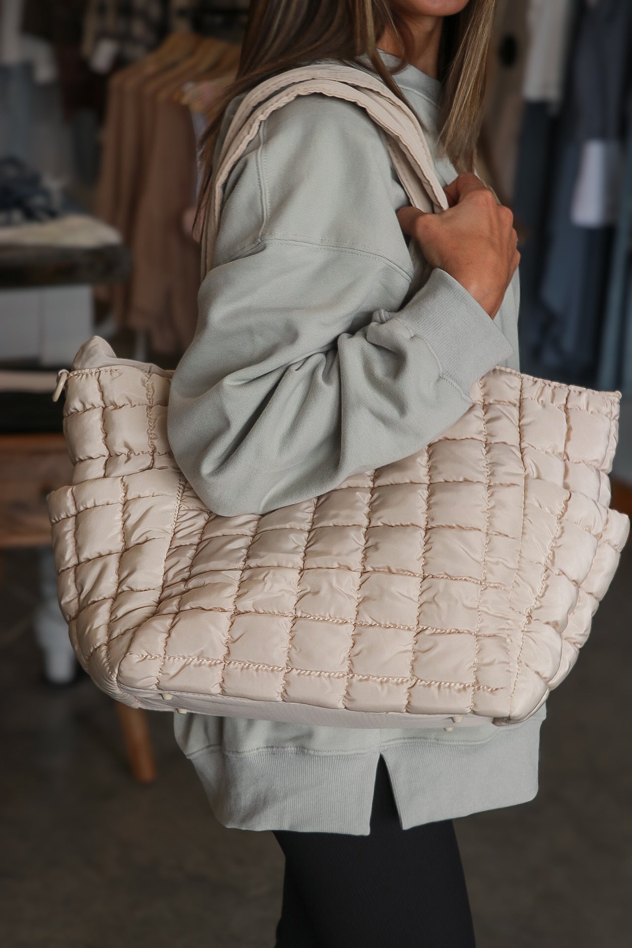 Dreamer - Quilted Puffer Nylon Tote