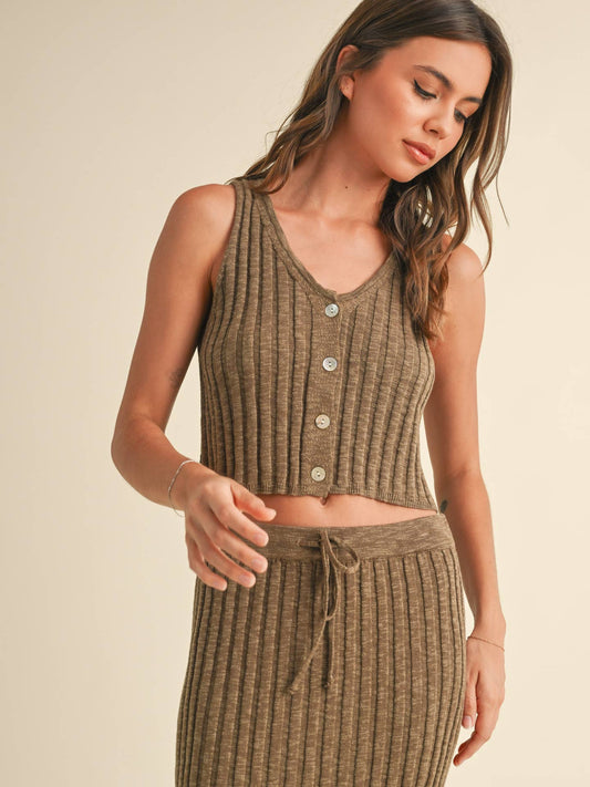 Sleeveless Ribbed Knit Top